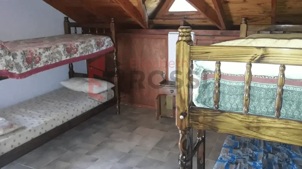 Chalet con Parque  y 3 Dormitorios – Calle 54 N° 978, Costa Chica - Imagen 2