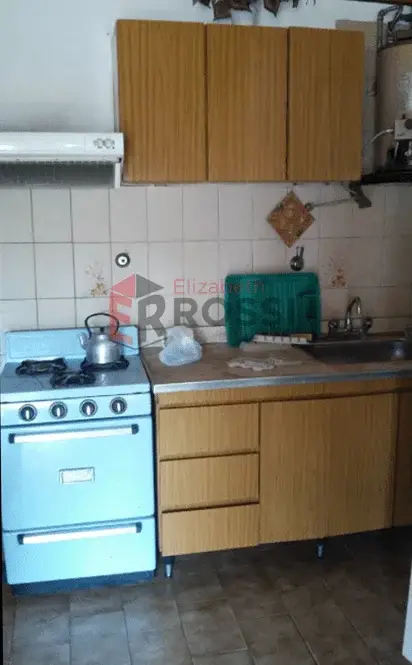 Casa + 3 departamentos – Calle 5 N° 289, e/8 y 10, Las Toninas - Imagen 2