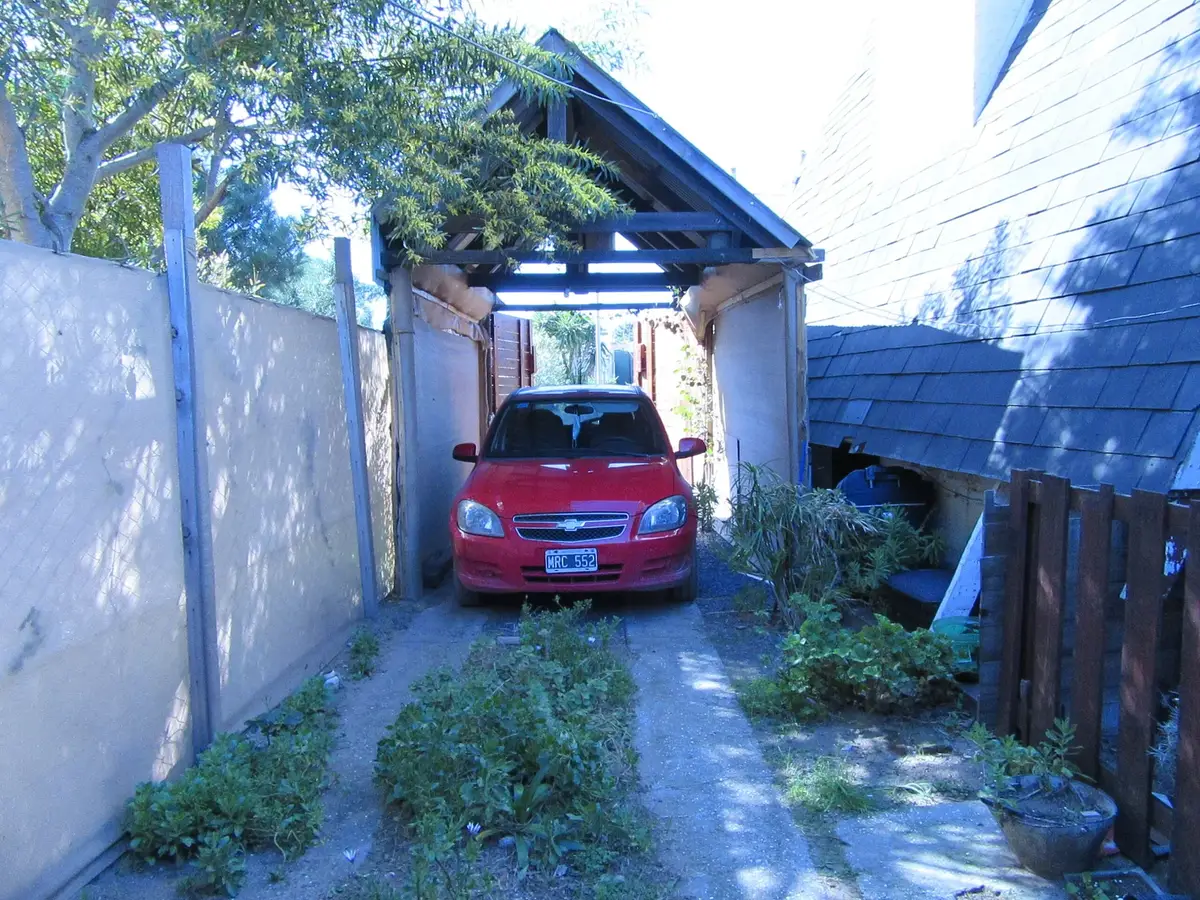 Casa alpina + departamento independiente. –Calle 7 N°633 e/16 y 18 , Las Toninas - Imagen 1