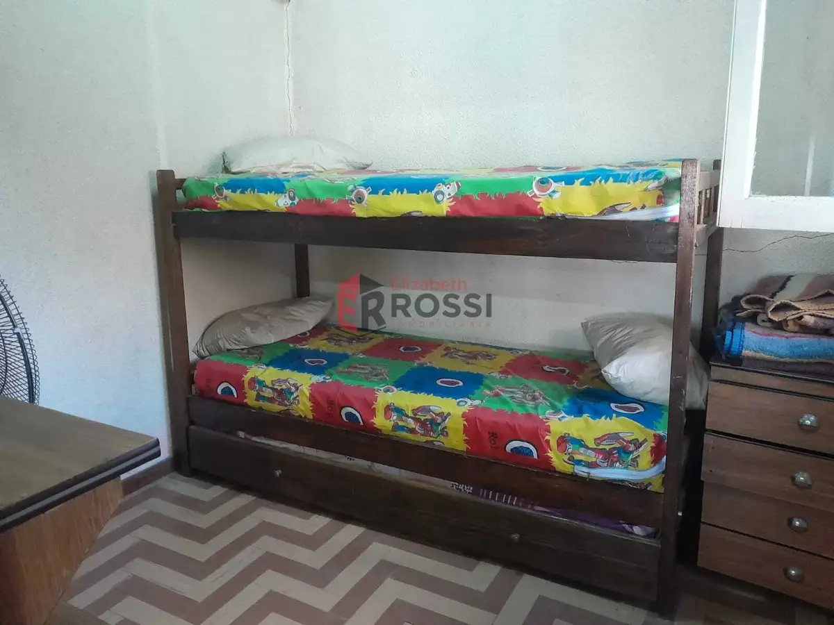 Casa a metros del mar con garaje y parrilla – Zona Calle 1, Las Toninas - Imagen 8