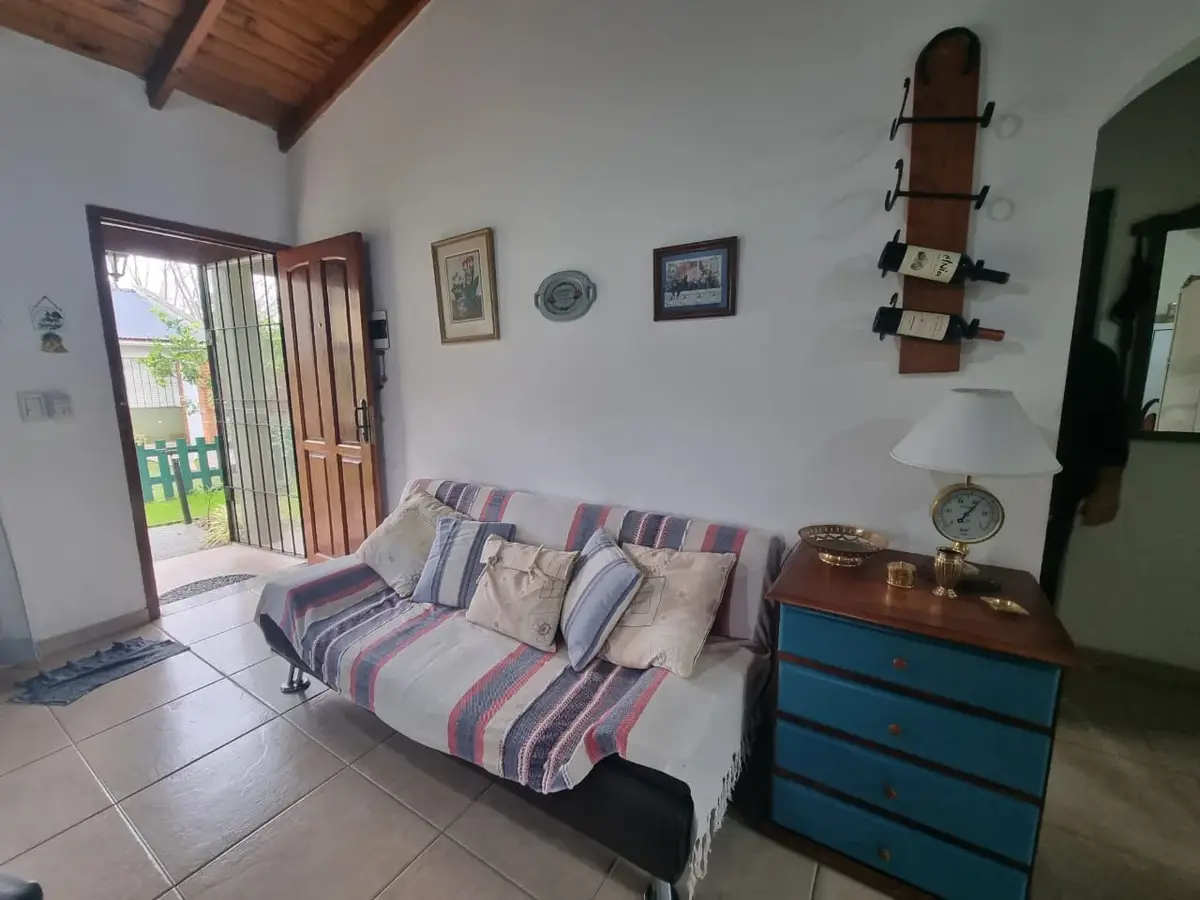 EXCELENTE CASA PARA VIVIR O VACACIONAR!!- calle 48 N°650 e/11 y 13 - Imagen 4