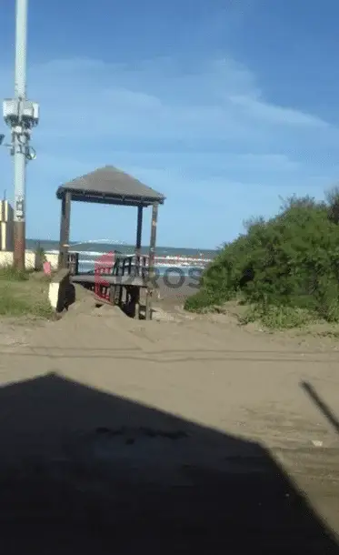 Dúplex a Metros del Mar con Vista y Espacio Exterior – Costanera N°1645, e/36 y 38, Las Toninas - Imagen 2